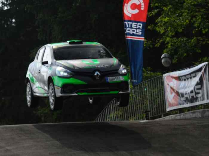 LOCATION France & Alps Trophy - Clio R3T for rent (all Europe) competitive price 1