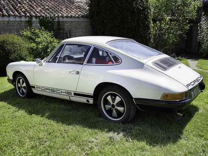 Porsche 911 T 2.0 lt 1969 2