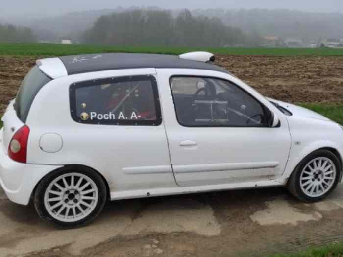 Renault clio 2 rs rallye 5