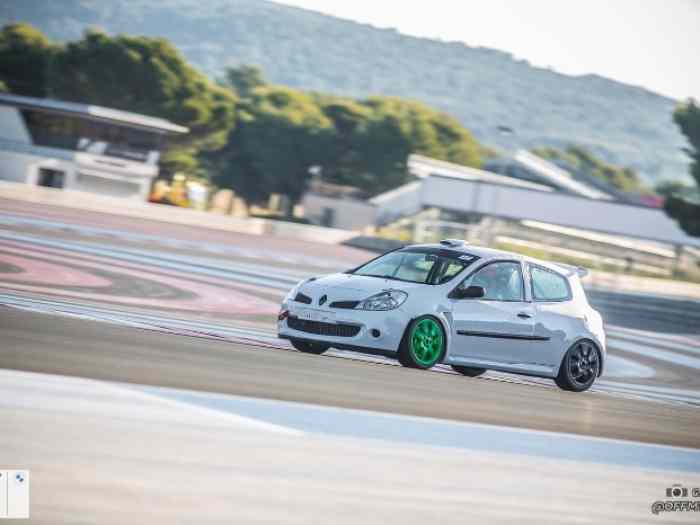 Clio cup X85 3