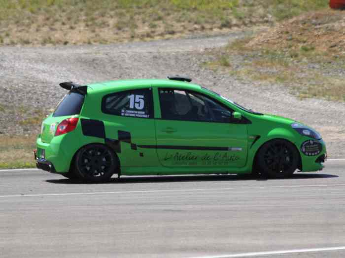 Clio 3 cup x85 4