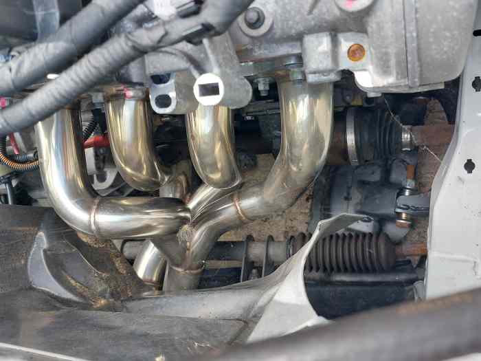 Clio 16s circuit moteur F4R830 - a finir de remonter 3
