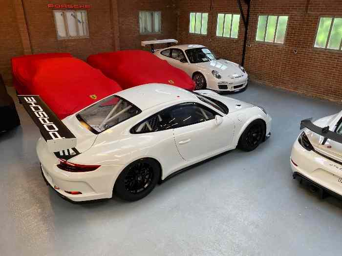 991.2 GT3 Cup | 70 hrs + ABS = 129.000 € 0