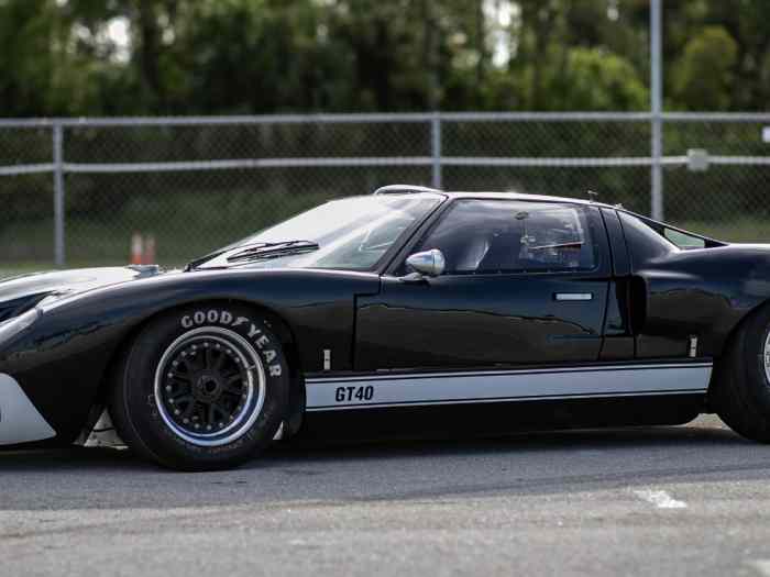 Ford Bailey GT40 Race Car 0