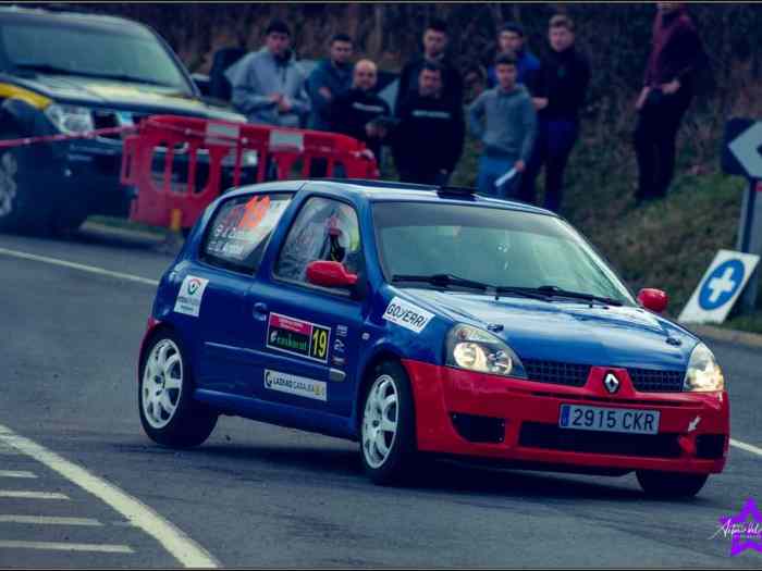 Renault Clio cup 2-3 f2000