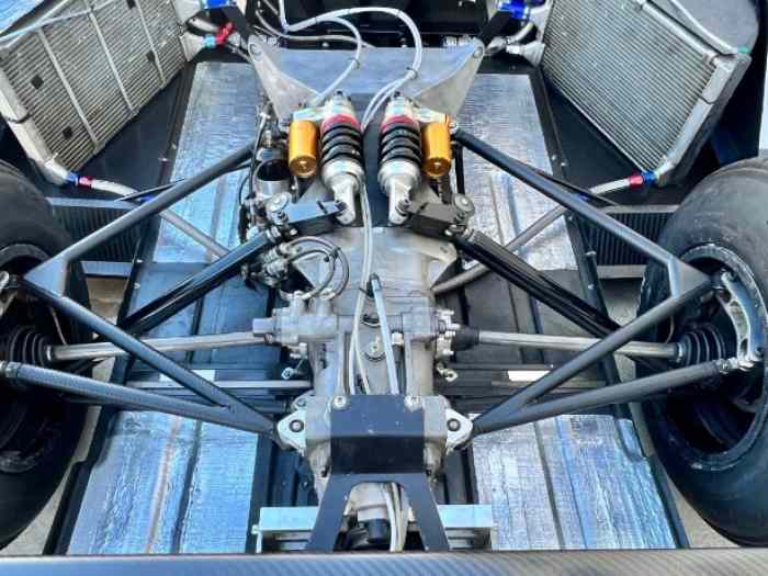 Osella PA30 V8 3000cc chassis roulant 3
