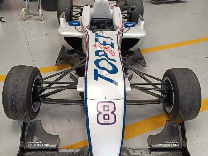 Dallara F308/311 5 cars for sale and many spares. Spiess Engine 1