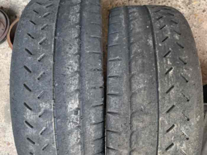 2 pneus Michelin R31 16
