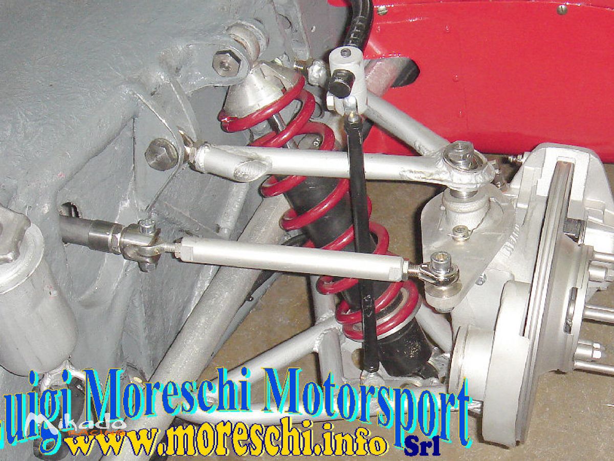 Magnesium front uprights for Abarth – photo 3 sur 6