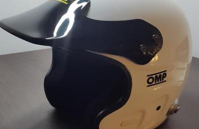 Casque FIA OMP pré-équipé HANS + INTERCOM 1