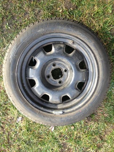 MICHELIN Pilot HX NEUF 185/55R15 sur jante tole