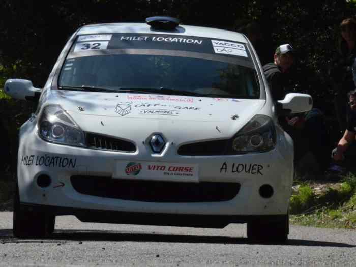 LOUE 2 CLIO R3 1