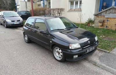 Clio 16s piste/route 0
