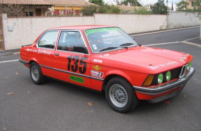 BMW 323i e21 1