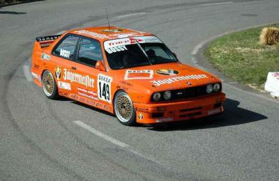 Recherche BMW M3 E30 origine rallye ou GR.A 0