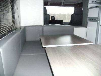 Motor home Poids lourd aménagé course et camping-car 4