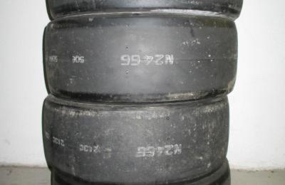 Pneus neufs slicks Yokohama 190/560/15 0