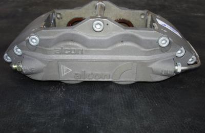 2 ETRIERS ALCON 4 PISTONS NEUFS 1