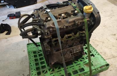 Moteur Clio v6 trophy 0