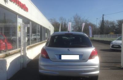 Peugeot 207 sportium hdi 115 3p - 7 990 € 4