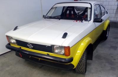 OPEL KADETT entièrement restaurée et équipée 0