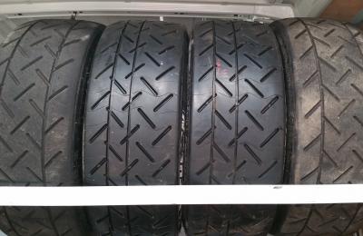 4 pneus Michelin 031B pour BMW 318 Compact
