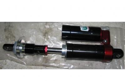 VENDU - Amortisseurs Tatuus FR2000 san...