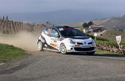 RALLY SERVICE RACING loue ses CLIO   R3 MAX 2