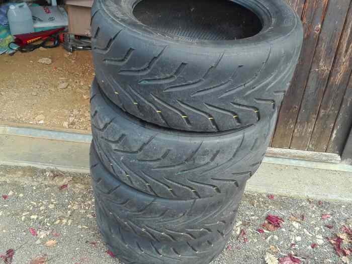 Pneus toyo r888 vhc 2
