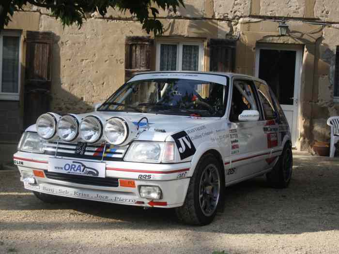 205 GTI   VENDU 0