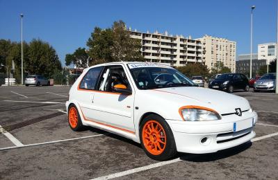 106 S16, moteur HS, CT périmé, pour professionnel - pièces et voitures de  course à vendre, de rallye et de circuit.