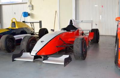 Monoplace Formule Renault 2.0 Tatuus de 2003 0