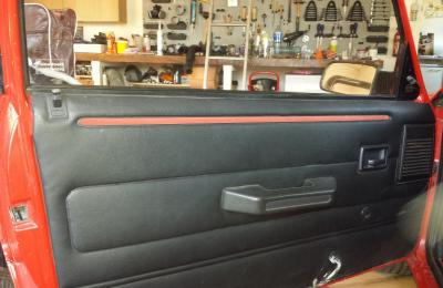 Peugeot 205 xs 3 portes interieur complet 1