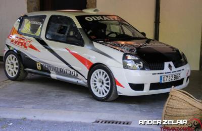 renault clio f2000 2