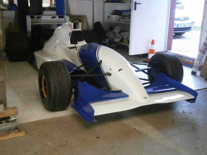 F3000 Lola T92/50 Cosworth 2