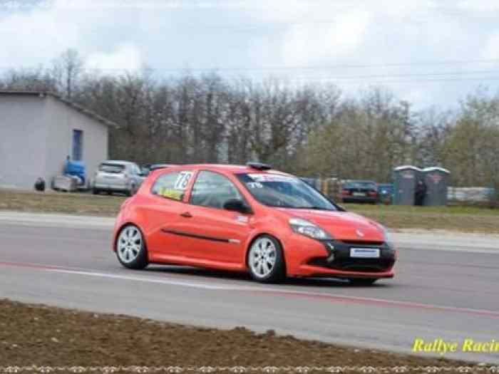 A vendre RENAULT CLIO III CUP 0