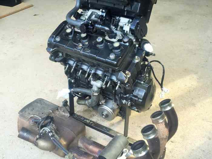 Moteur yamaha r6 2010/2011 complet 0