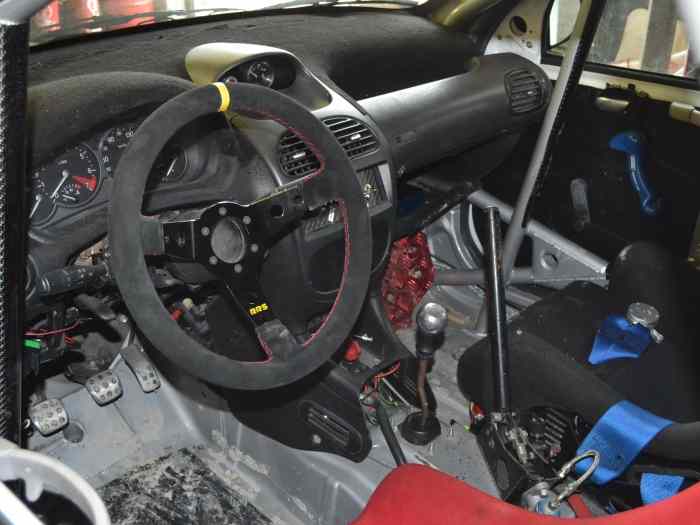206 RC F2000 4