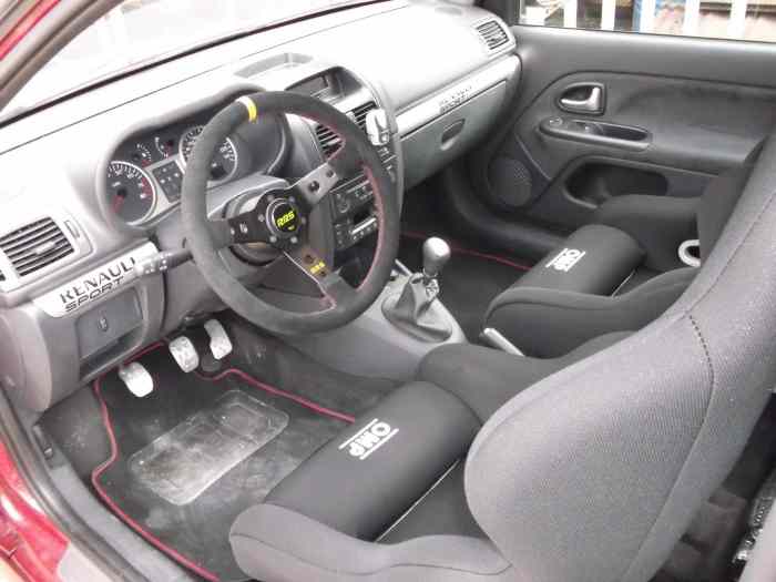 Renault Clio 2 rs phase2 1