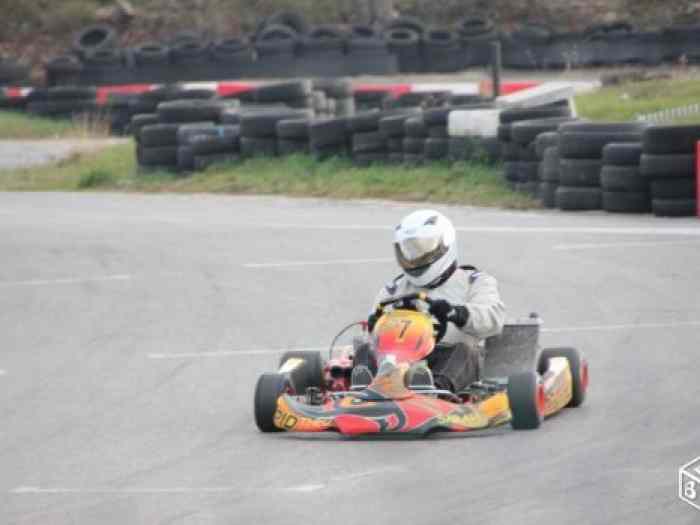 kart 125 châssis INTREPID cruiser avec un moteur TM KF4 0
