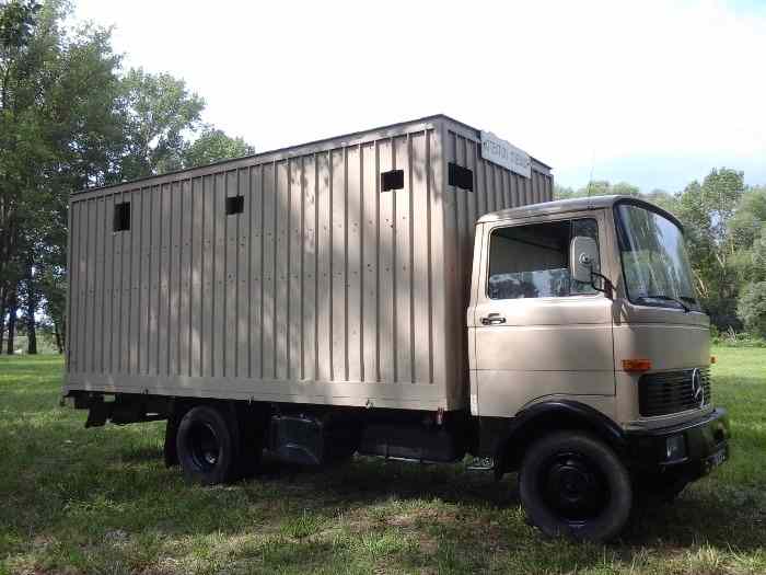 Camion Bétaillère Mercedes 709 4