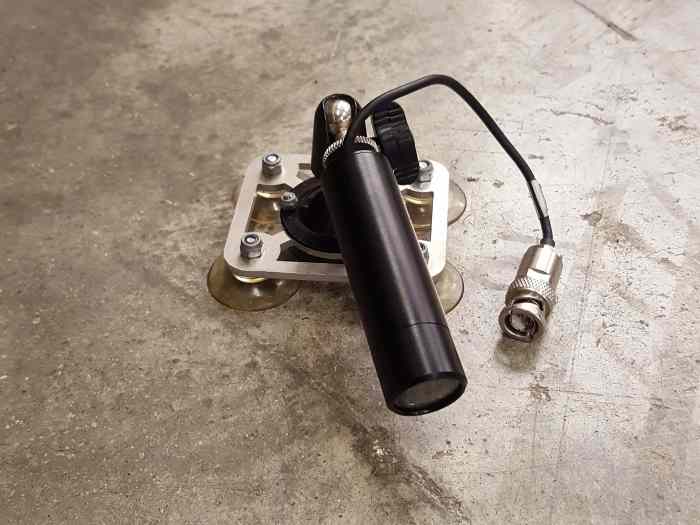Caméra paluche CHASECAM C42, avec son support à ventouse