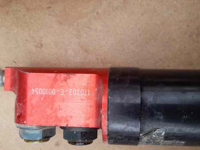 Amortisseurs bos monté sur 206f2000 2