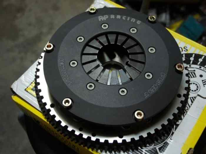 Volant moteur allégé TU XU EW Clio RS Mégane F4R F7R GT Turbo 3