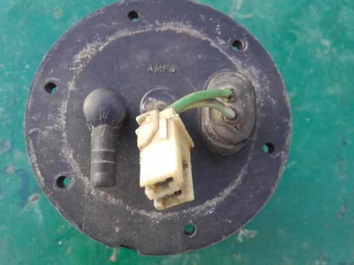 pompe a essence 205 gti 1