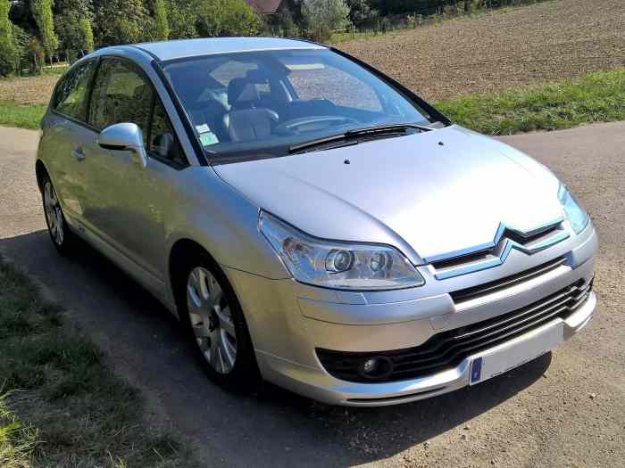 Citroen C4 coupé vts 2.0 hdi 138cv 3