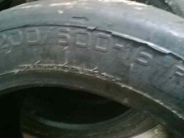 2 PNEUS PIRELLI RX7 200/600/16 QUASI NEUF 1