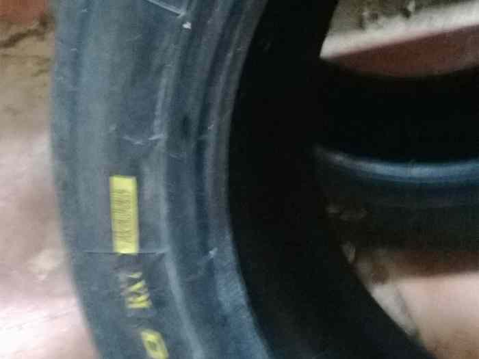 2 PNEUS PIRELLI RX7 200/600/16 QUASI NEUF 2