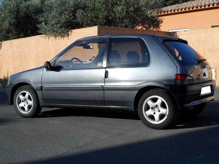 106 xsi CT VIERGE 1.4 98cv 42 000kms d