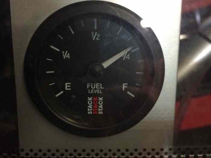 jauge a essence Stack